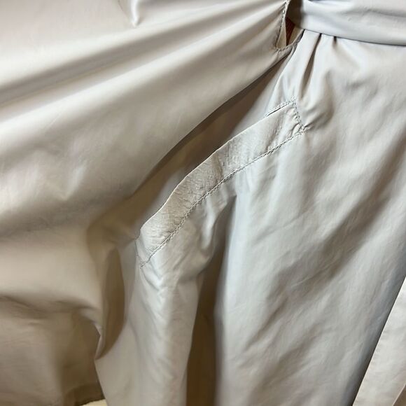 Hyden Yoo New York Batwing TIe Front Nylon Cape Jacket - One Size - Picture 9 of 16